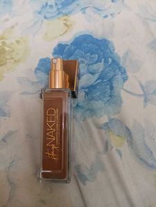 Urban Decay Stay Naked Liquid Foundation (70WY)