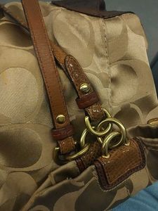 Coach HandBag (#rs4500) *READ DESCRIPTION