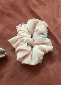 2 Size Scrunchie Set