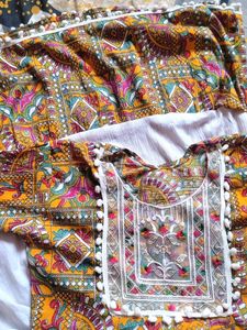 Midi Dress With Beautiful Pintress Design✨