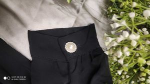 Chic Black Dress w/ Lace Collar