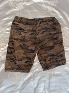 Men Shorts Army Pattern Brown Color