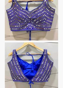 Beautiful Design Blouse 💙