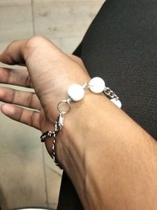 Women&#39;s Matte White Chain Bracelet