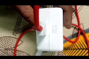 OPPO SUPERVOOC 80 WATT MOBILE CHARGER TYPE C NEW