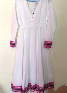 White Anarkali Kurta With Pink Border