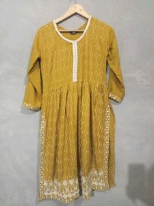 Nyra Cut Kurti Set