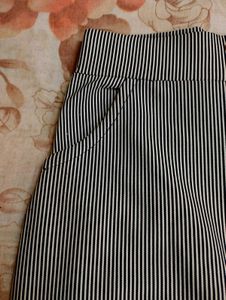 Black And White Pant 🖤🤍
