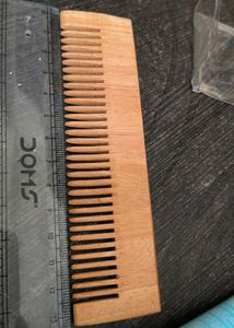 Wooden Comb With Dot n key Face Wash ✨
