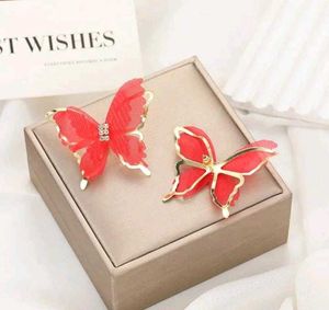 Floral Pearl Earrings