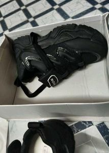 Black Nike Platform Sneakers