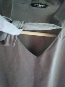 grey top wear