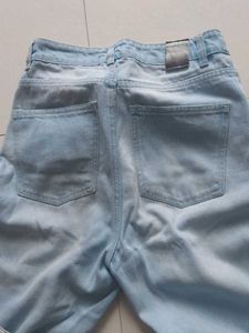 Distressed Wide Leg Jeans