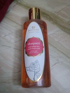 Just Herbs Shatpatri Body Wash