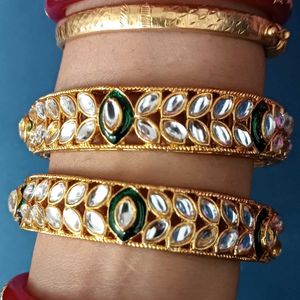 Women Polki Bangles