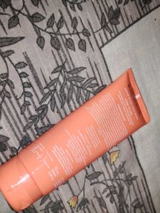 Foxtale Super Glow Face Wash