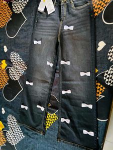 Glitch Jeans Totaly New
