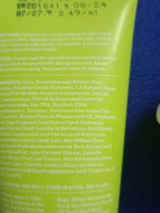 Dot And Key Gel Face Wash &amp; Freebie Moisturizer