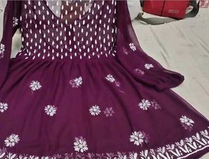 Georgette Chikankari Short Gown 👗
