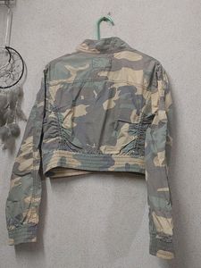 Camouflage Design Short Jacket