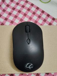 Wireless Mouse In good Condition With One Cell