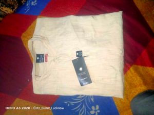 Men&#39;s cream White Shirt