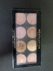 Revolution Blush Palette