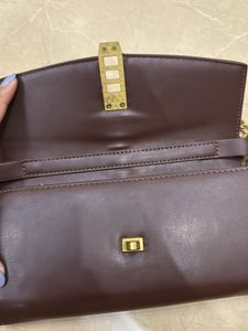 Two-Tone Chain Strap Bag
