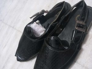 Black Juti  For Boy