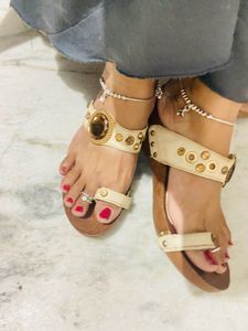 trendy footwear