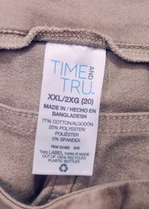 Khaki Color Capri For Girl Or Woman 38 Waist