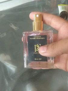 Perfume And Screen Brightening Cream