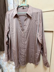 H&M Fitted statin shirt