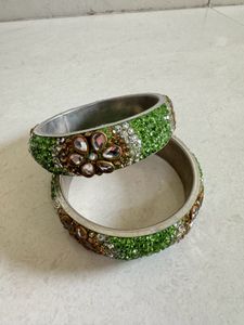 SALE ✨Lac Bangles