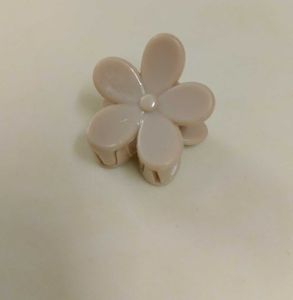 Flower Hair Claw Clip