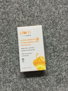 Plum Alpha Arbutin Face Serum