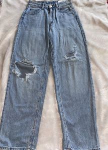 H&amp;M High Waisted 90’s Baggy Jeans