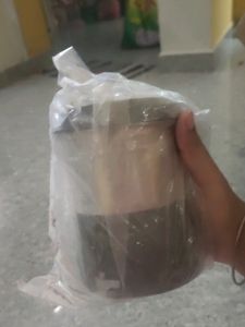 This Is A Brand New Juicer Mixie.With 3 Jars