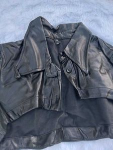 Crop Leather Jacket🖤