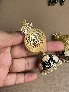 Enamel Jumka
