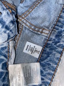 H&amp;M High Waisted 90’s Baggy Jeans