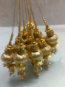 Golden Decorative Tassels (latkan)