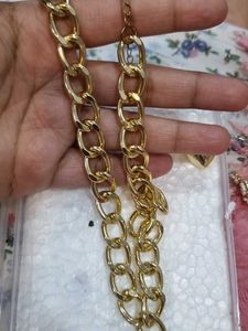 Gold Chain Heart Necklace