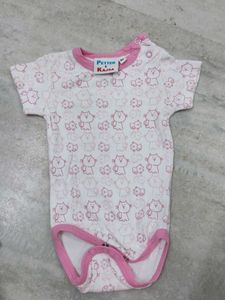 2 Rompers