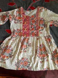 Floral Print Tunic Top