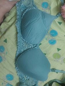 Unused Floral &amp; Solid Bra Set Padded Size 40