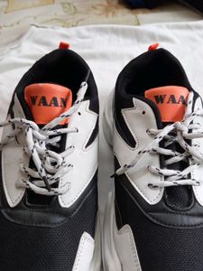 WANN UK 8 SIZE SPORTS NEW FANCY SHOES.