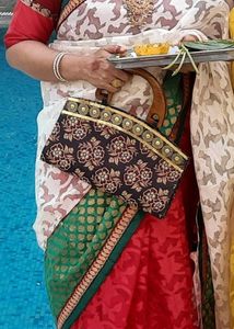 Elegant Red &amp; White Georgette Benarasi Saree
