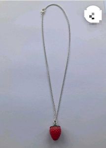 Handmade Strawberry Pendent🍓