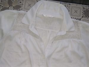 ✨️White Button-Up Top✨️